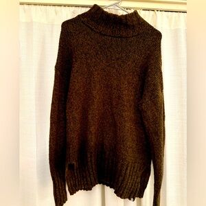 Turtle neck sweater